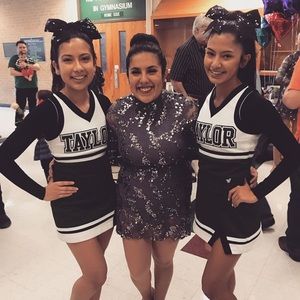 Meet your Posher, Chloe